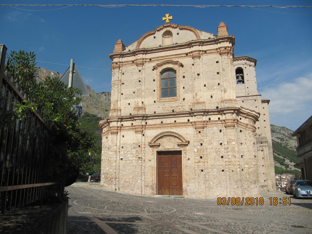 Bed and Breakfast Montagne Rocciose Frascineto Exterior foto