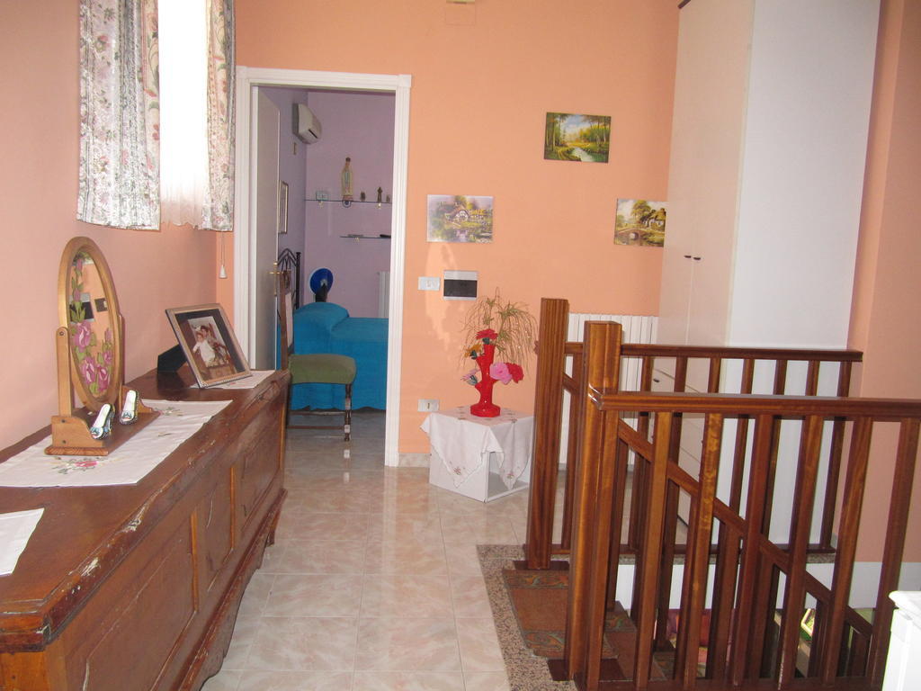 Bed and Breakfast Montagne Rocciose Frascineto Exterior foto